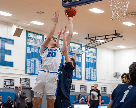 2025-02-22 Bellevue CC vs ECC BB_1053-20250222-DxO_DeepPRIME XD2s