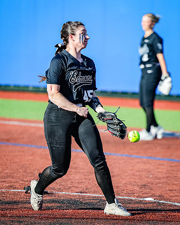 Edmonds_College_v_Skagit_2024_05_01_Softball_0942