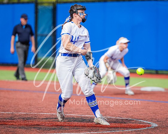 Edmonds_College_v_Olympic_2024_05_03_Softball_0052