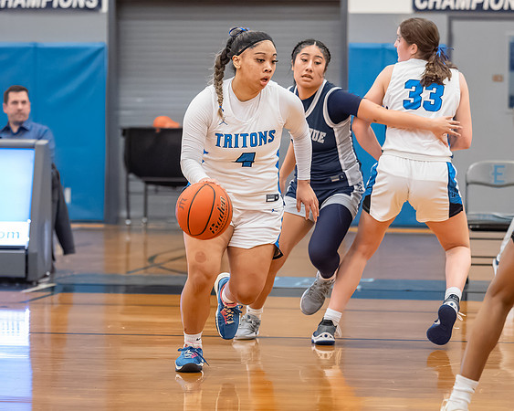 2025-02-22 Bellevue CC vs ECC BB_3435-20250222-DxO_DeepPRIME XD2s