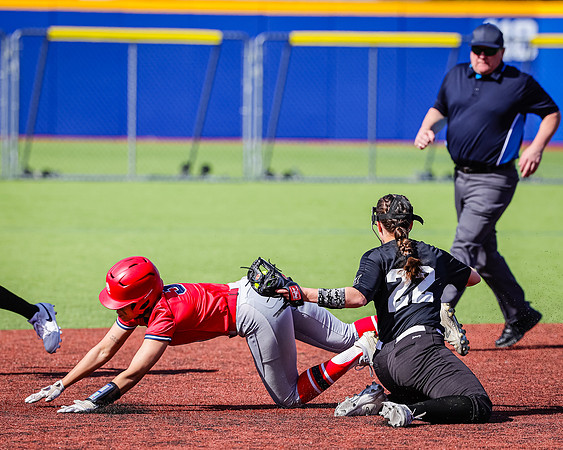 Edmonds_College_v_Skagit_2024_05_01_Softball_0133