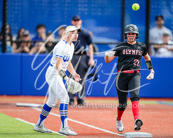 Edmonds_College_v_Olympic_2024_05_03_Softball_1525