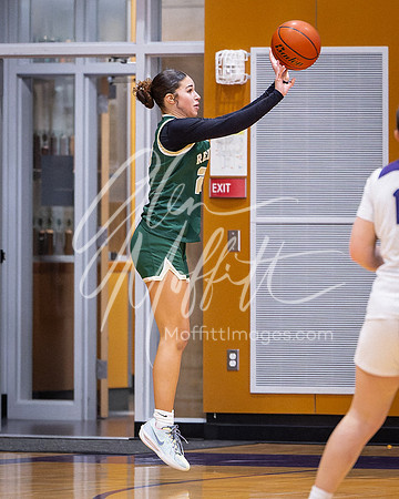 202-02-18 Redmond at Lake Stevens Girls BB Playoff_3789-20250218-DxO_DeepPRIME XD2s