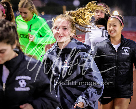 10-13-22 jackson at Lk Stevens var  grl socc gdm--2