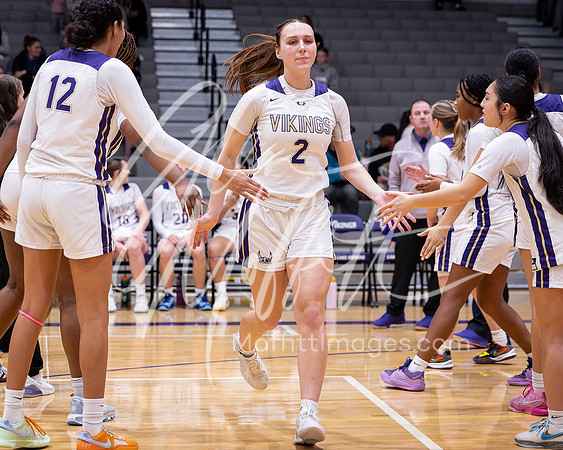 202-02-18 Redmond at Lake Stevens Girls BB Playoff_0244-20250218-DxO_DeepPRIME XD2s
