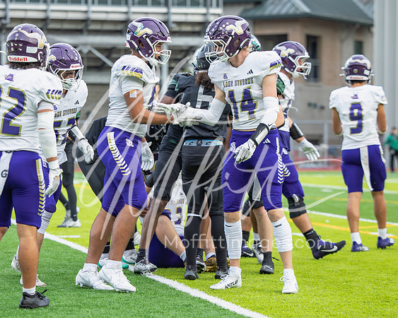 Lake Stevens at Jackson Var FB 2025-10-10_0542