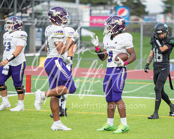 Lake Stevens at Jackson Var FB 2025-10-10_1241