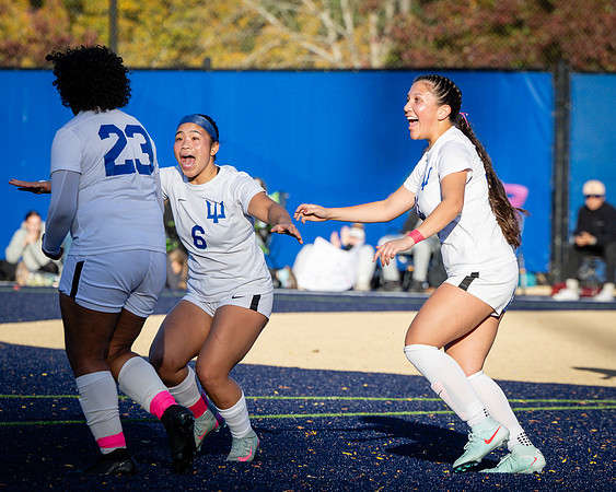 10-24-25 Everett CC at Edmonds CC Womens Soccer-33