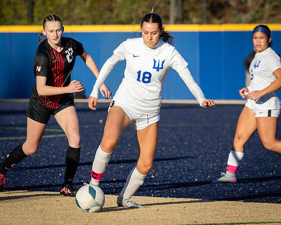 10-24-25 Everett CC at Edmonds CC Womens Soccer-53