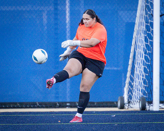 10-24-25 Everett CC at Edmonds CC Womens Soccer-76