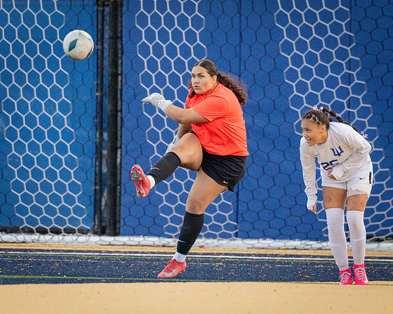 10-24-25 Everett CC at Edmonds CC Womens Soccer-94