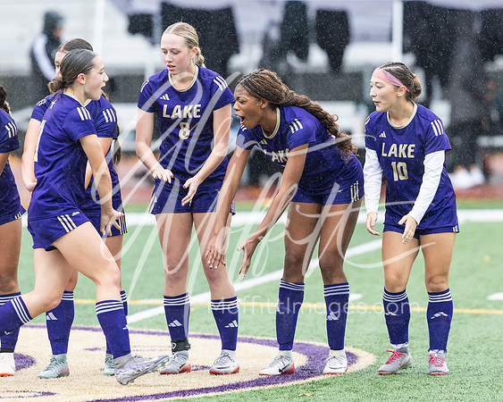Skyline at Lake Stevens Soccer Dist0105 Playoff 2025-11-01_
