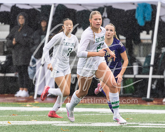 Skyline at Lake Stevens Soccer Dist0321 Playoff 2025-11-01_