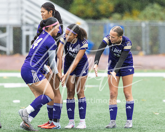 Skyline at Lake Stevens Soccer Dist0197 Playoff 2025-11-01_