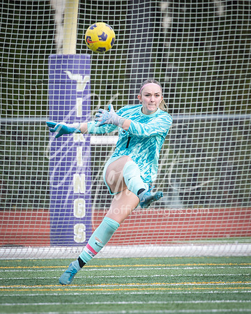 2025-11-08 Bothell at Lake Stevens Girls Socc Playoff_0749