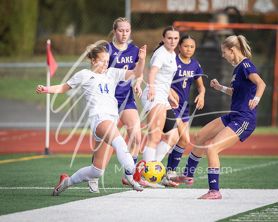 2025-11-08 Bothell at Lake Stevens Girls Socc Playoff_1570