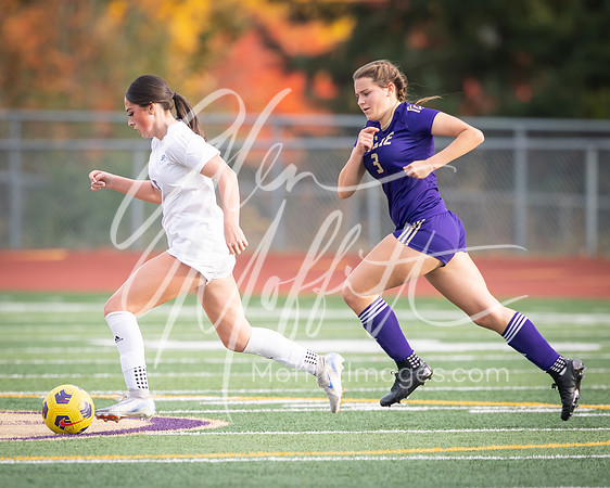 2025-11-08 Bothell at Lake Stevens Girls Socc Playoff_1787