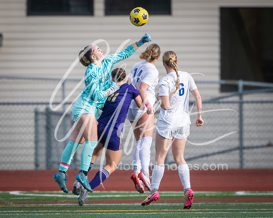 2025-11-08 Bothell at Lake Stevens Girls Socc Playoff_1860-Edit
