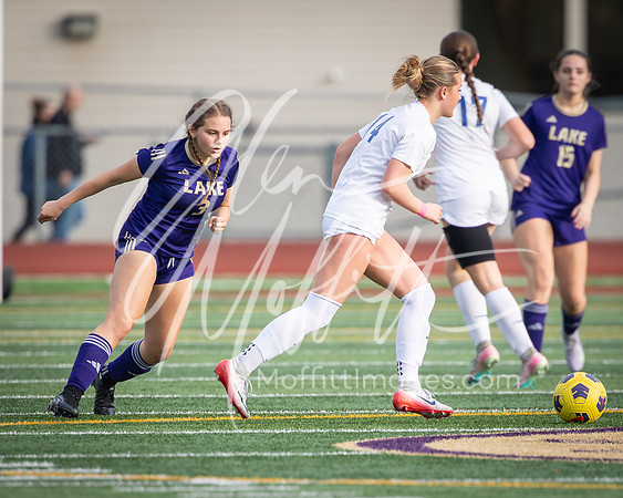 2025-11-08 Bothell at Lake Stevens Girls Socc Playoff_1798