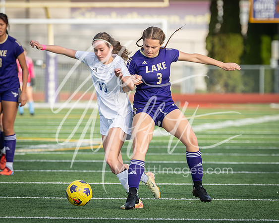 2025-11-08 Bothell at Lake Stevens Girls Socc Playoff_2430