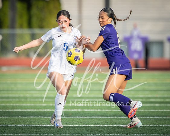 2025-11-08 Bothell at Lake Stevens Girls Socc Playoff_2484