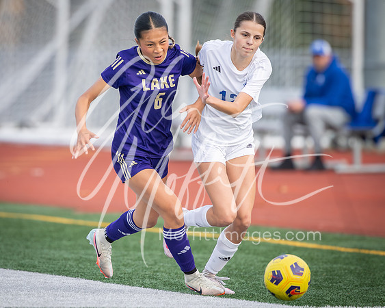 2025-11-08 Bothell at Lake Stevens Girls Socc Playoff_4248