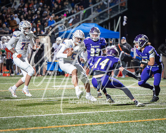 2025-11-29 Graham Kapowsin at Lake Stevens State semi-final Football Playoff_0791