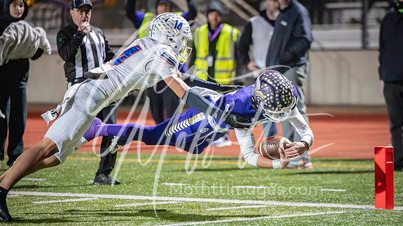 2025-11-29 Graham Kapowsin at Lake Stevens State semi-final Football Playoff_0883-Edit-2