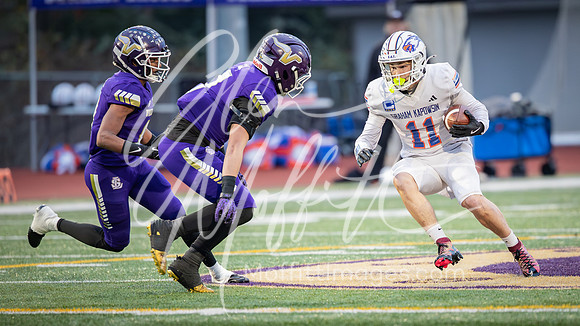 2025-11-29 Graham Kapowsin at Lake Stevens State semi-final Football Playoff_2019-2
