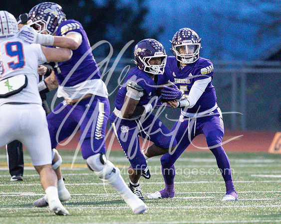 2025-11-29 Graham Kapowsin at Lake Stevens State semi-final Football Playoff_2255
