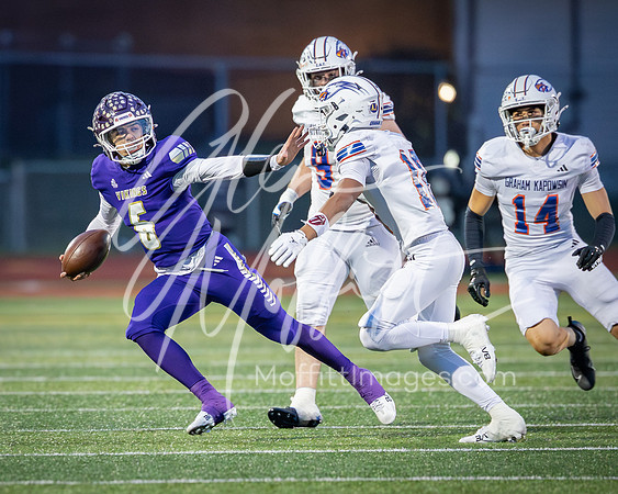 2025-11-29 Graham Kapowsin at Lake Stevens State semi-final Football Playoff_2445