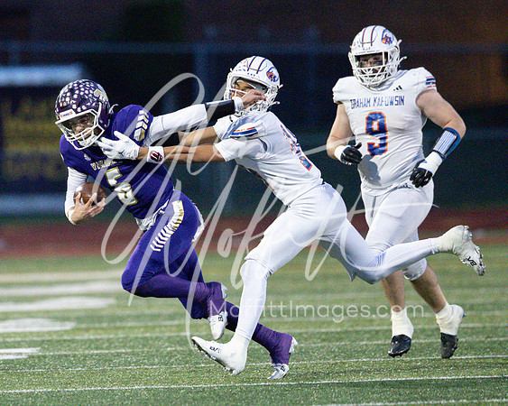 2025-11-29 Graham Kapowsin at Lake Stevens State semi-final Football Playoff_2447