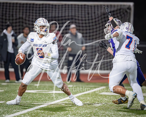 2025-11-29 Graham Kapowsin at Lake Stevens State semi-final Football Playoff_2950