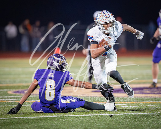 2025-11-29 Graham Kapowsin at Lake Stevens State semi-final Football Playoff_3080