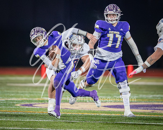 2025-11-29 Graham Kapowsin at Lake Stevens State semi-final Football Playoff_3454