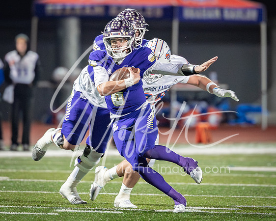 2025-11-29 Graham Kapowsin at Lake Stevens State semi-final Football Playoff_3480