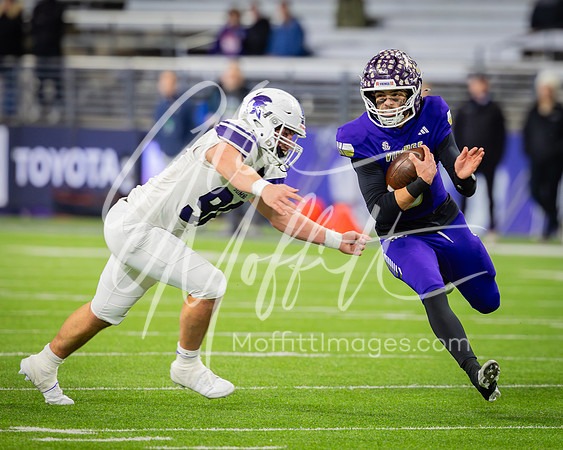 2025-12-06 Sumner v Lake Stevens State final Football Playoff_3345