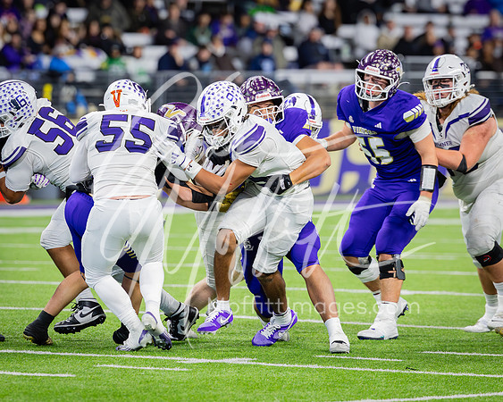 2025-12-06 Sumner v Lake Stevens State final Football Playoff_4381