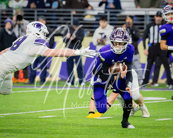 2025-12-06 Sumner v Lake Stevens State final Football Playoff_5802-Edit