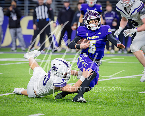2025-12-06 Sumner v Lake Stevens State final Football Playoff_5825