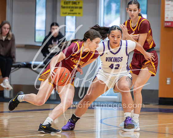 2025-12-23 Lakeside v Lake Stevens Girls Varsity Basketball_0102