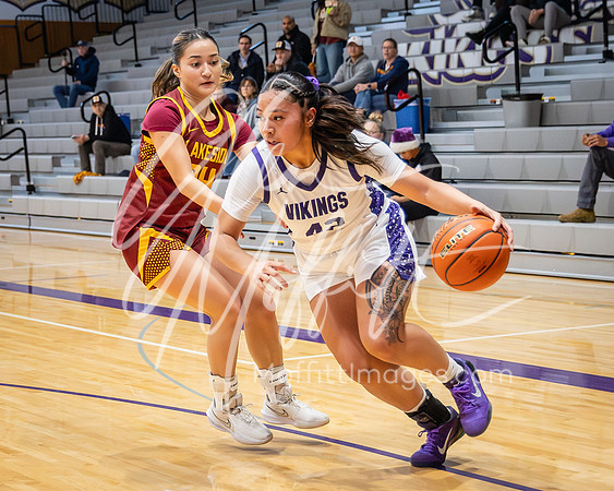 2025-12-23 Lakeside v Lake Stevens Girls Varsity Basketball_0610