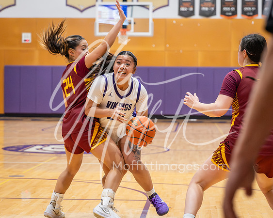 2025-12-23 Lakeside v Lake Stevens Girls Varsity Basketball_0583