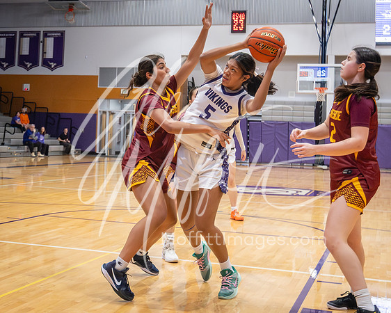 2025-12-23 Lakeside v Lake Stevens Girls Varsity Basketball_0703