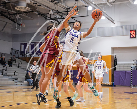 2025-12-23 Lakeside v Lake Stevens Girls Varsity Basketball_0818-Edit