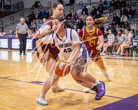 2025-12-23 Lakeside v Lake Stevens Girls Varsity Basketball_0928-Edit