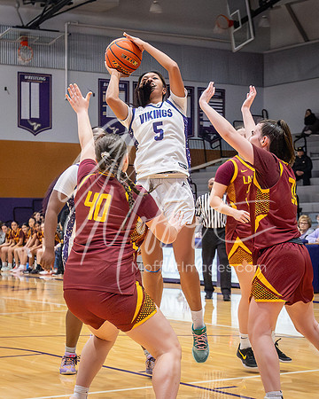 2025-12-23 Lakeside v Lake Stevens Girls Varsity Basketball_0996-Edit