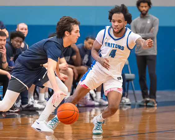 2025-02-22 Bellevue CC vs ECC BB_3190-20250222-DxO_DeepPRIME XD2s
