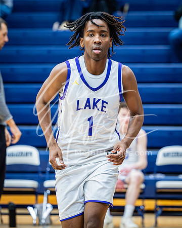 2026-02-19 Woodinville v Lake Stevens Boys BB Dist Playoff0109_