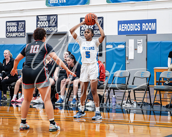 Everett CC at Edmonds C womens BB 02-07-2024-103
